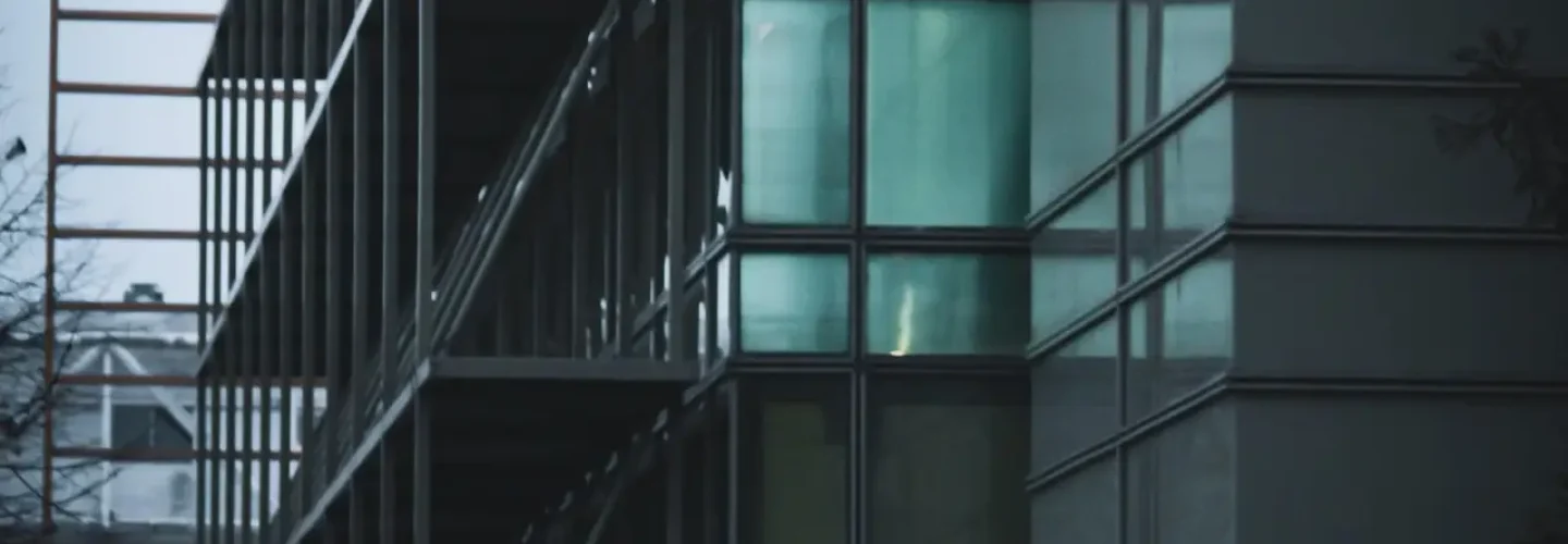 building-7053263_1920